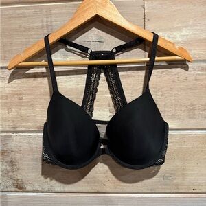Victoria's Secret Black Lined Perfect Coverage Lace Bra Size 32DD